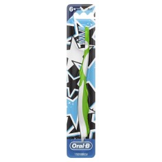 Periuta de Dinti pentru Copii, Oral-B, CrossAction, Varsta 6+ Ani, Multi-Protectie, Peri Soft, Culoare Verde